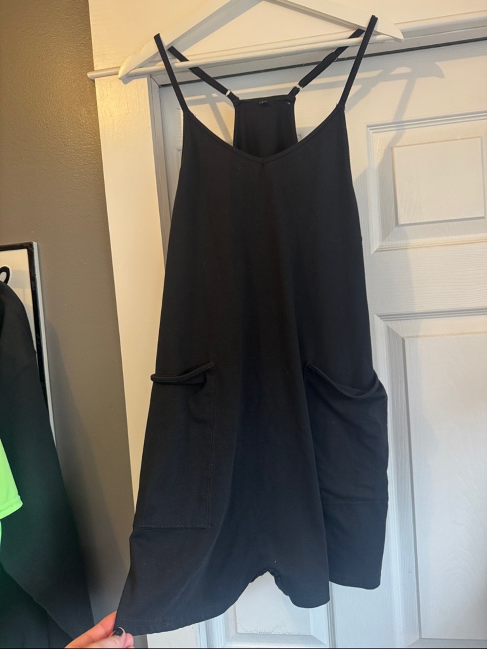SHEIN 1 Black and 1 Green Sleeveless Romper with Pockets